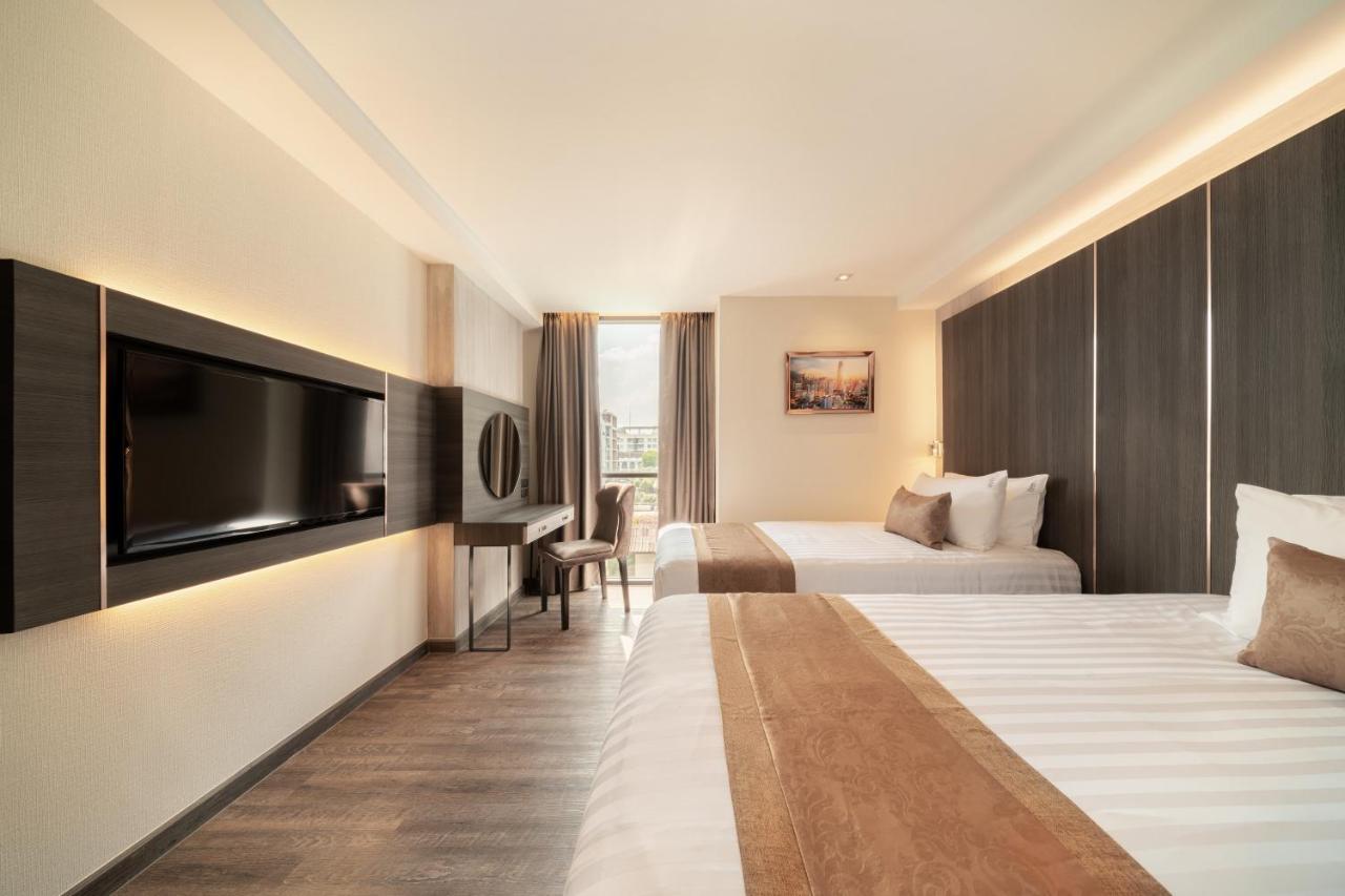 Отель Aspira Parc Sukhumvit 22 Бангкок Экстерьер фото